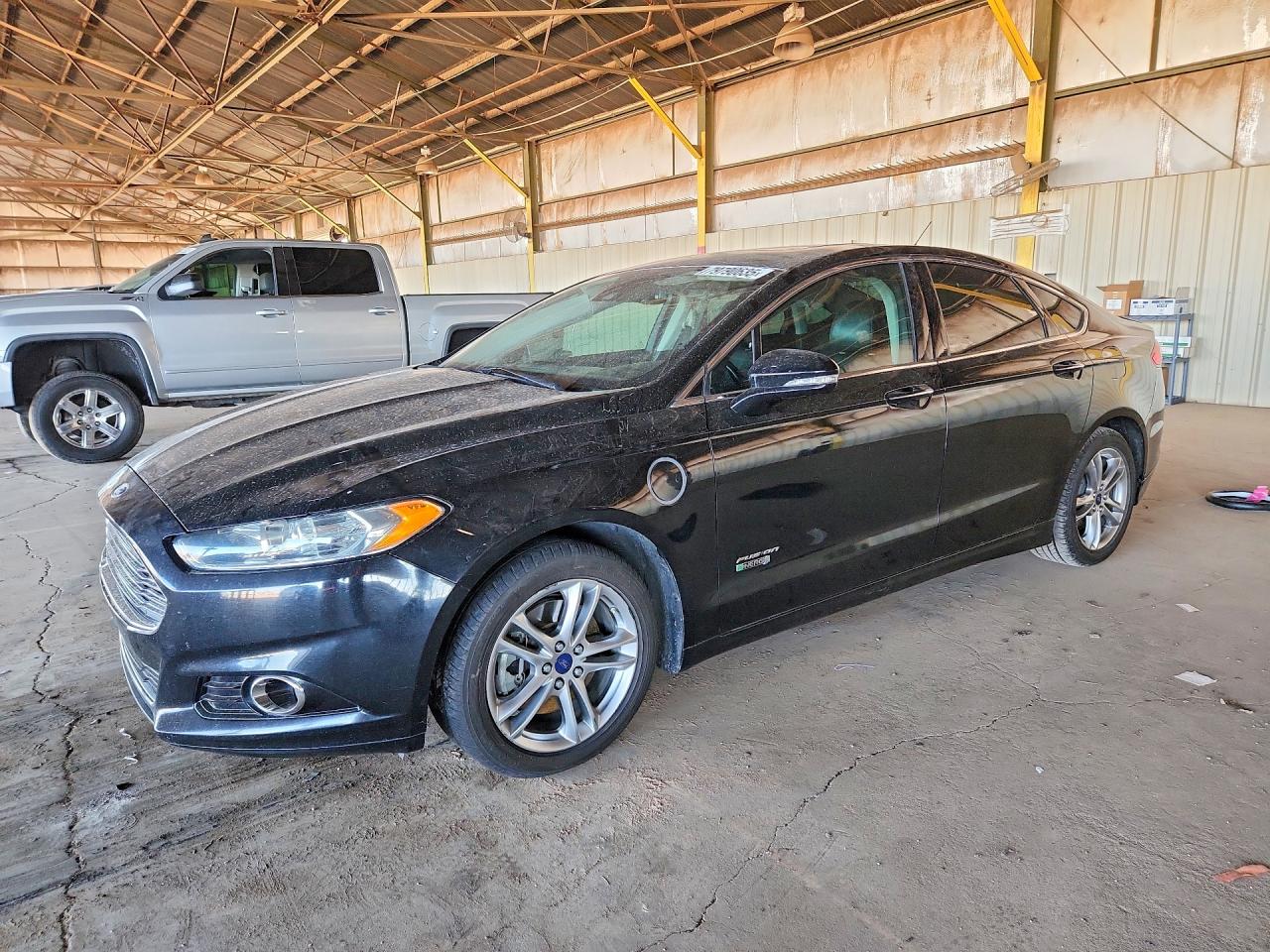 Salvage Ford Fusion Image