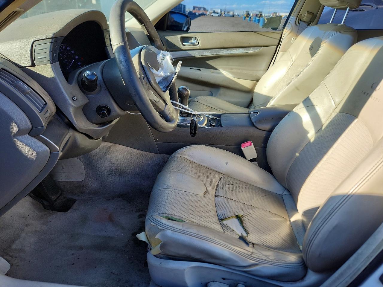 INFINITI G37 X