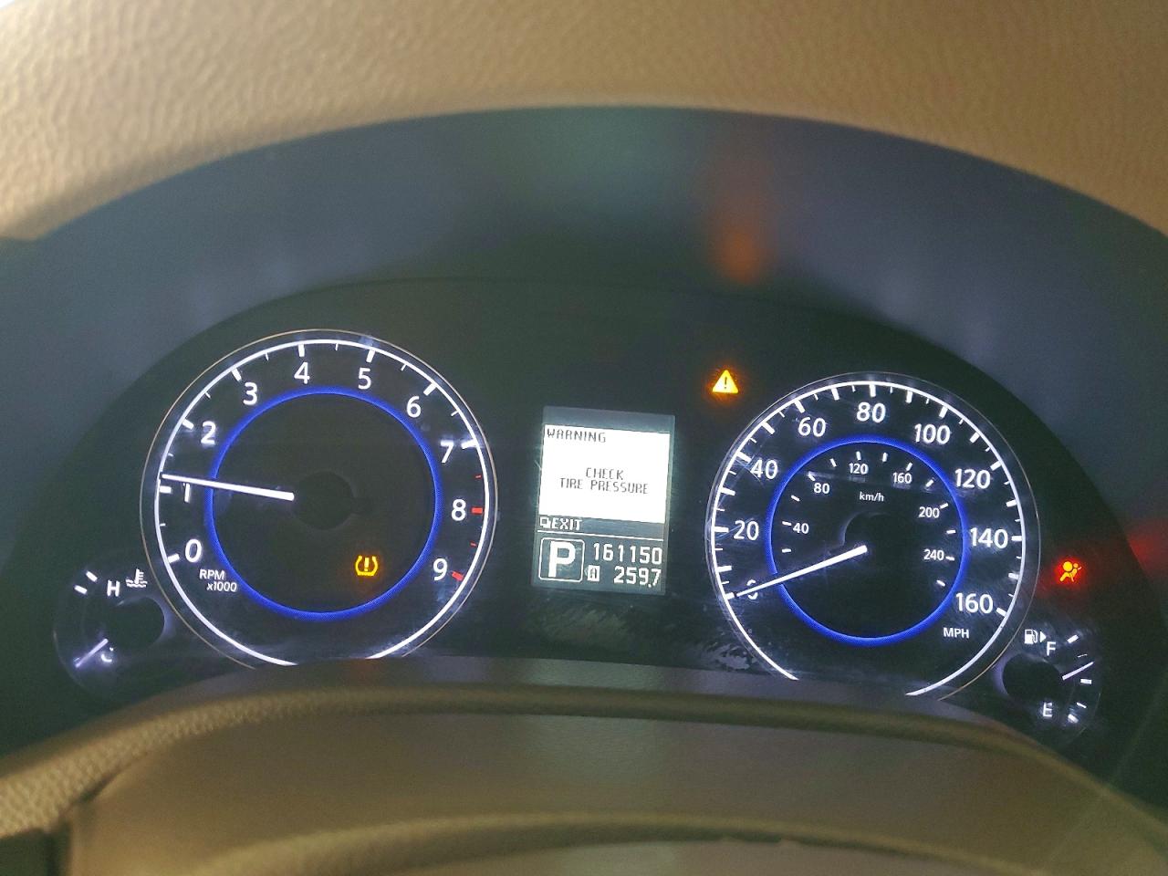 INFINITI G37 X