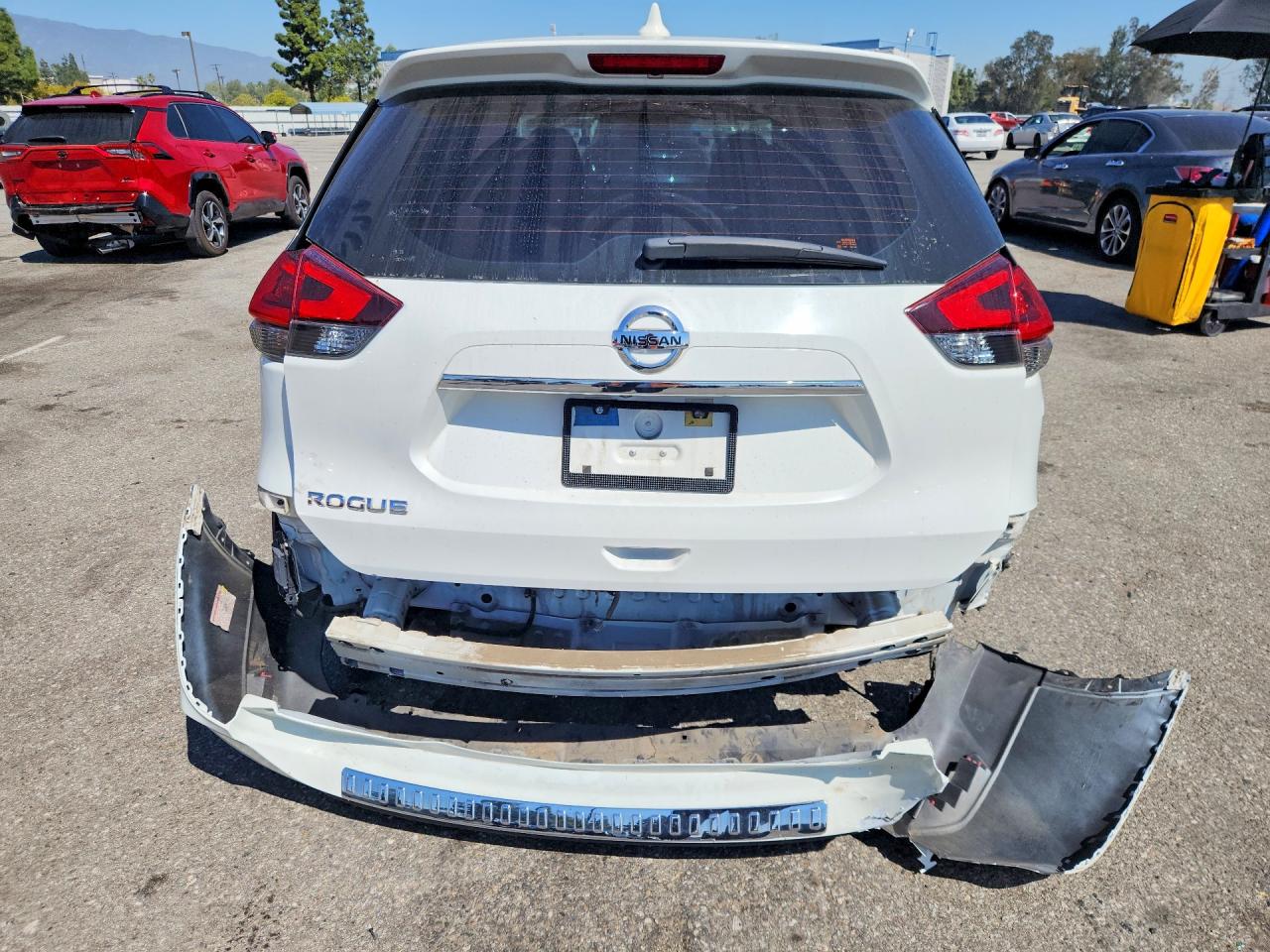 Nissan Rogue S