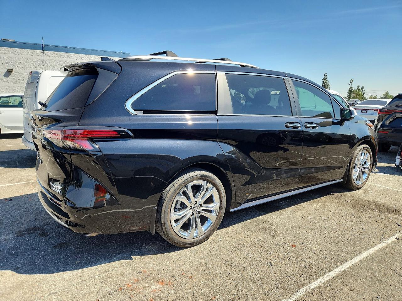 Toyota Sienna Platinum 7-passenger