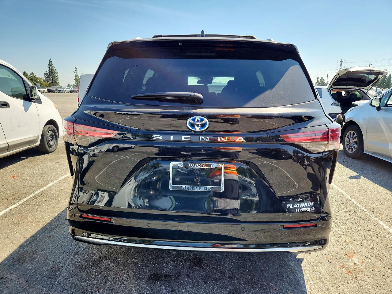 Toyota Sienna Platinum 7-passenger