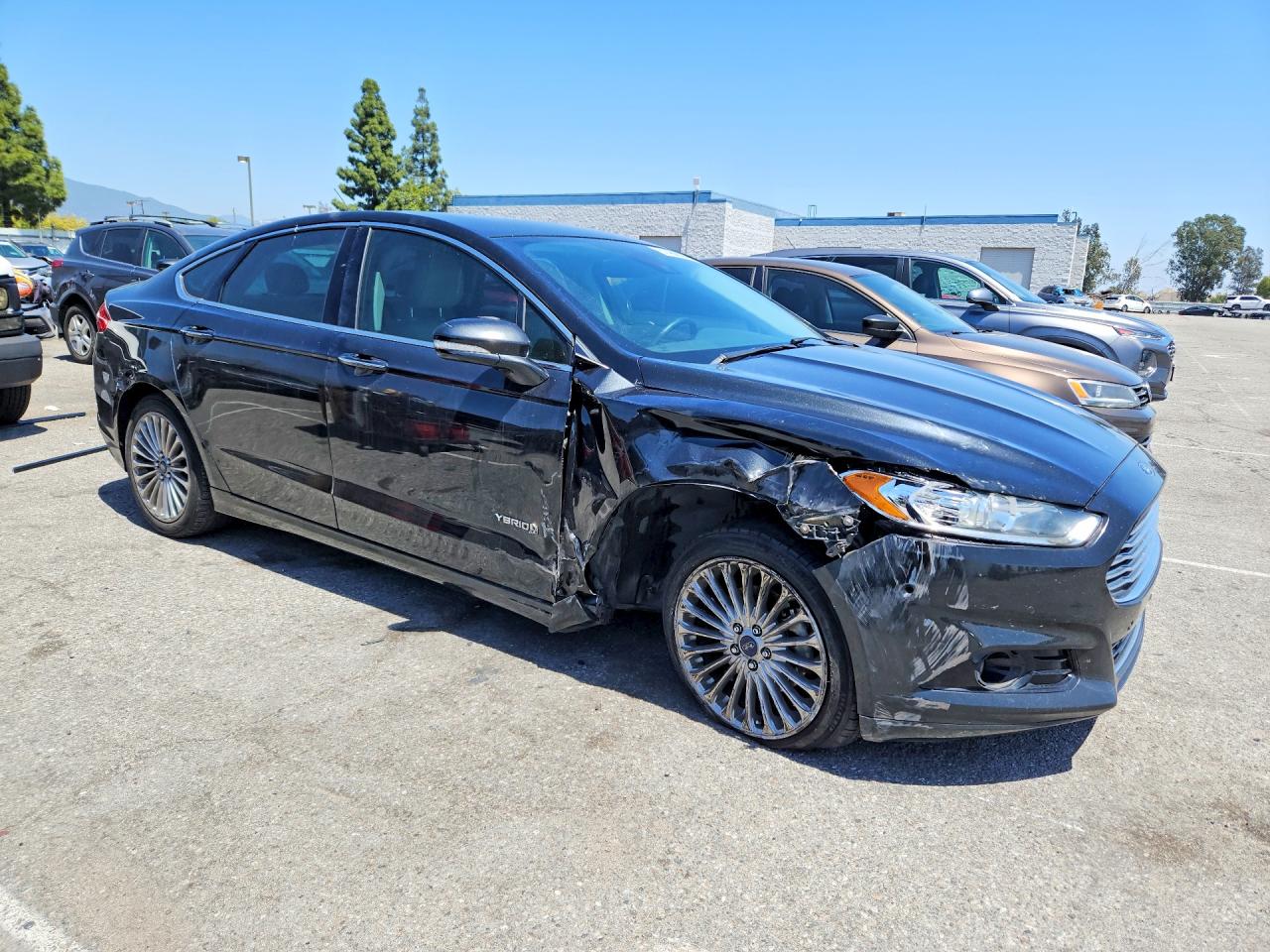 Ford Fusion Titanium Hev
