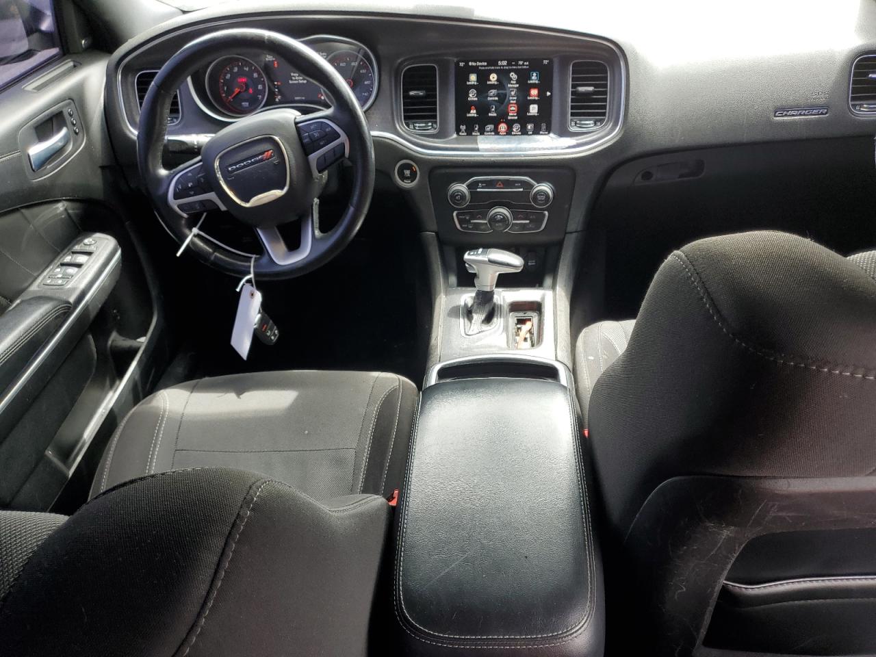 Dodge Charger Sxt
