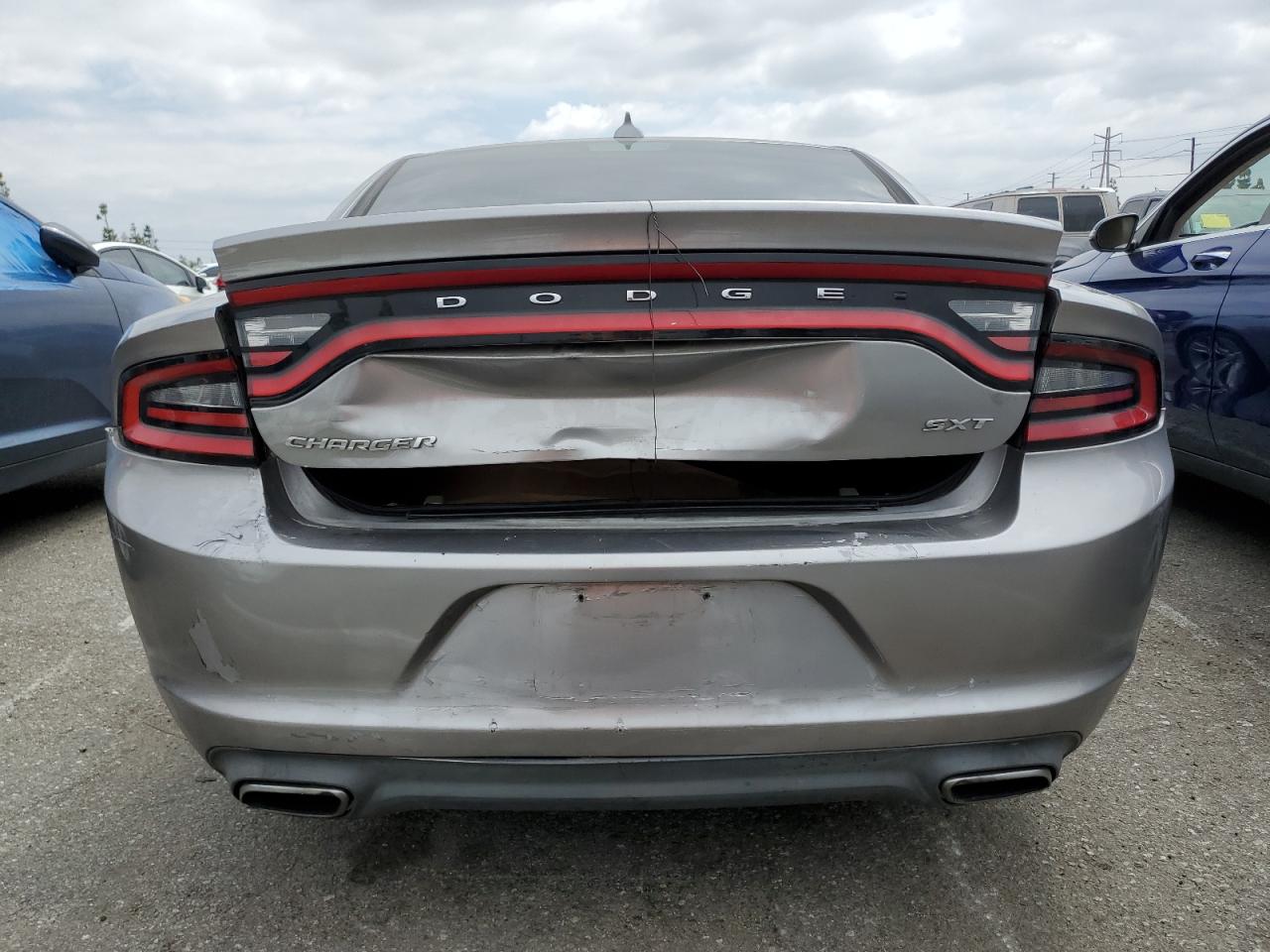 Dodge Charger Sxt