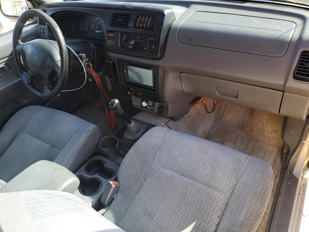 Nissan Frontier King Cab Xe