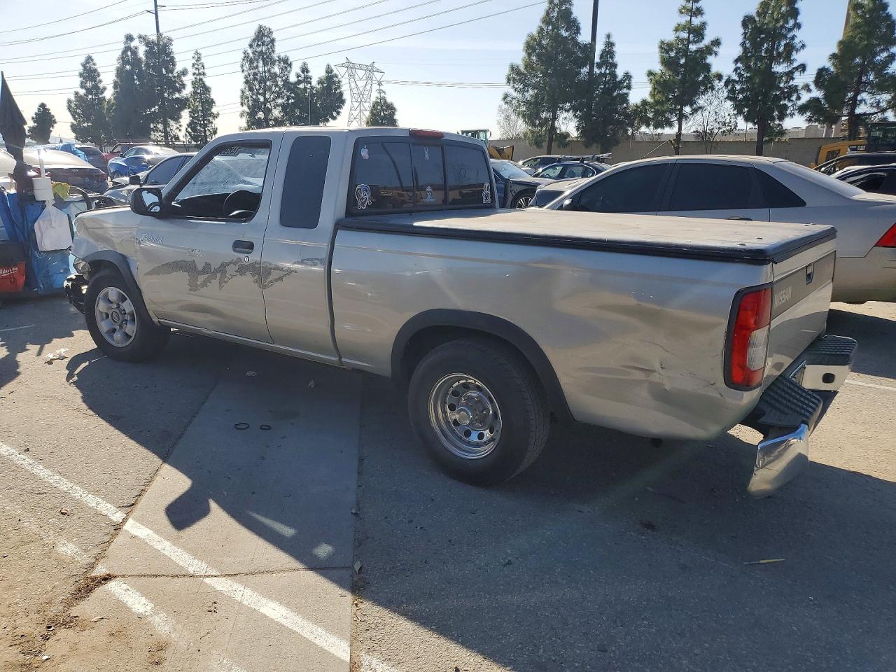 Nissan Frontier King Cab Xe