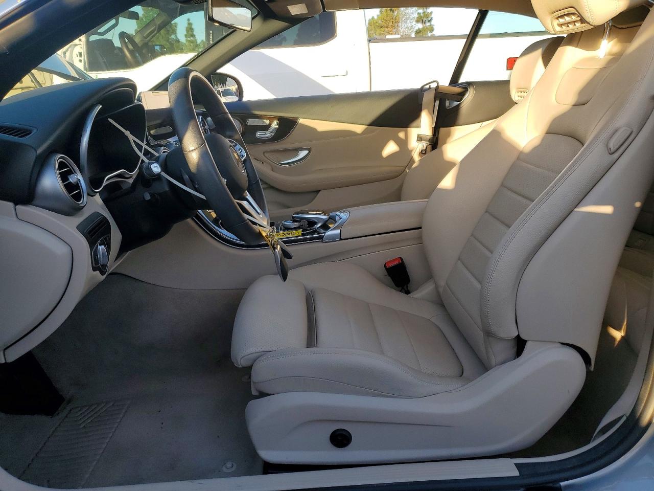 Mercedes-Benz C-Class 300