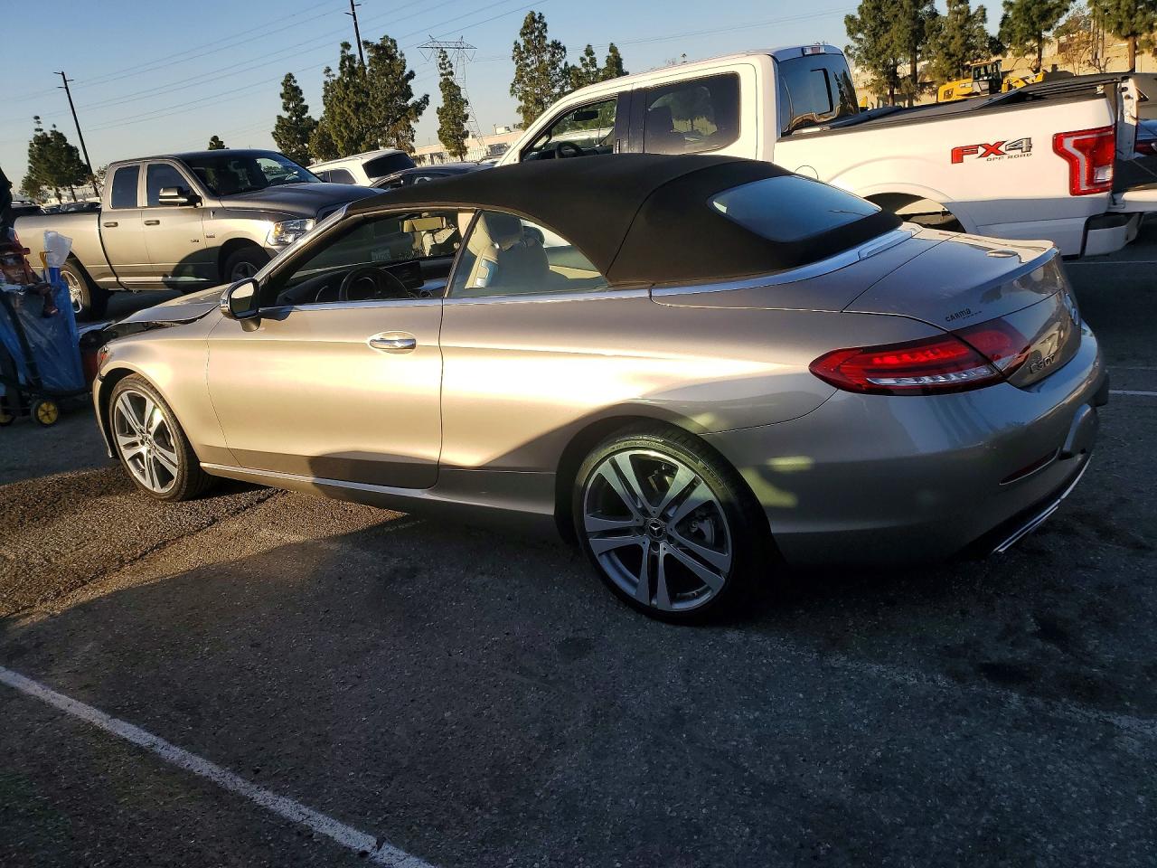 Mercedes-Benz C-Class 300