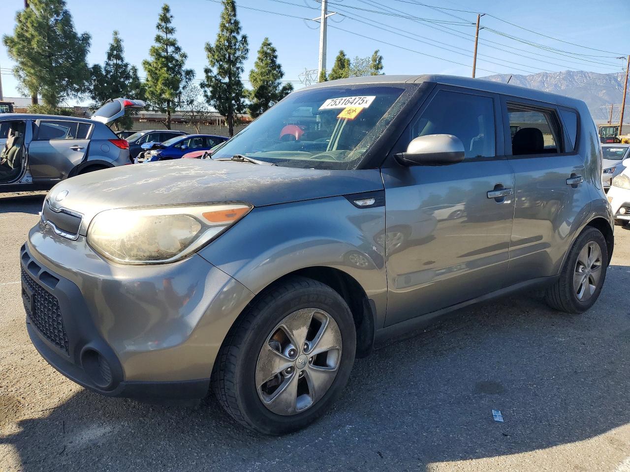 Salvage Kia Soul Image