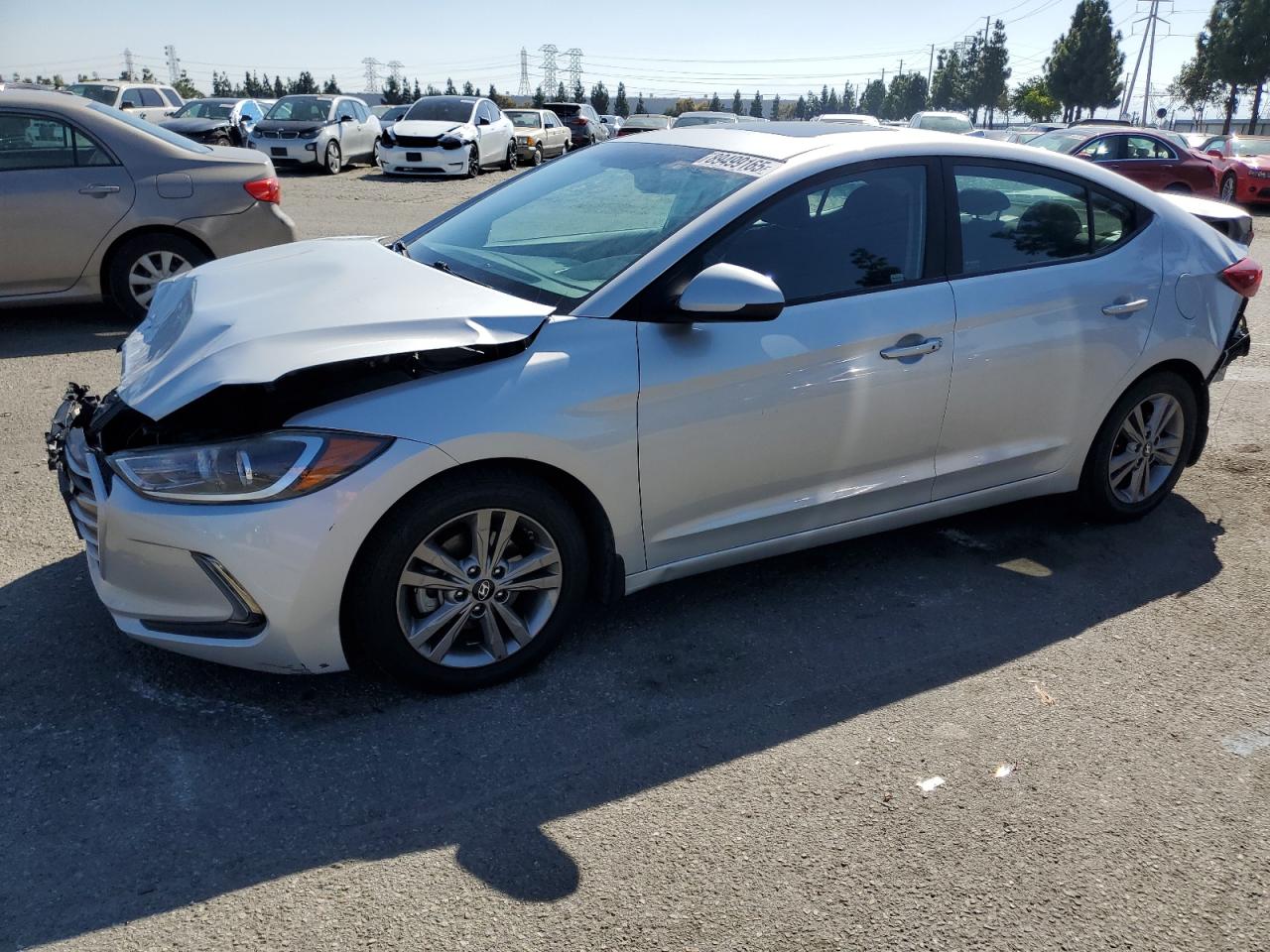 Salvage Hyundai ELANTRA Image