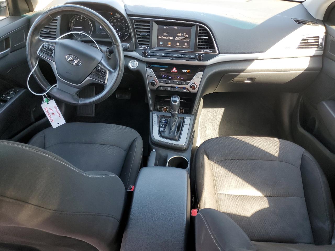Hyundai ELANTRA Sel