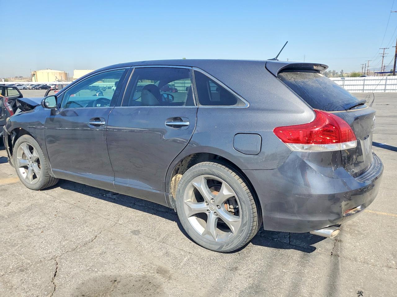 Toyota Venza Awd V6