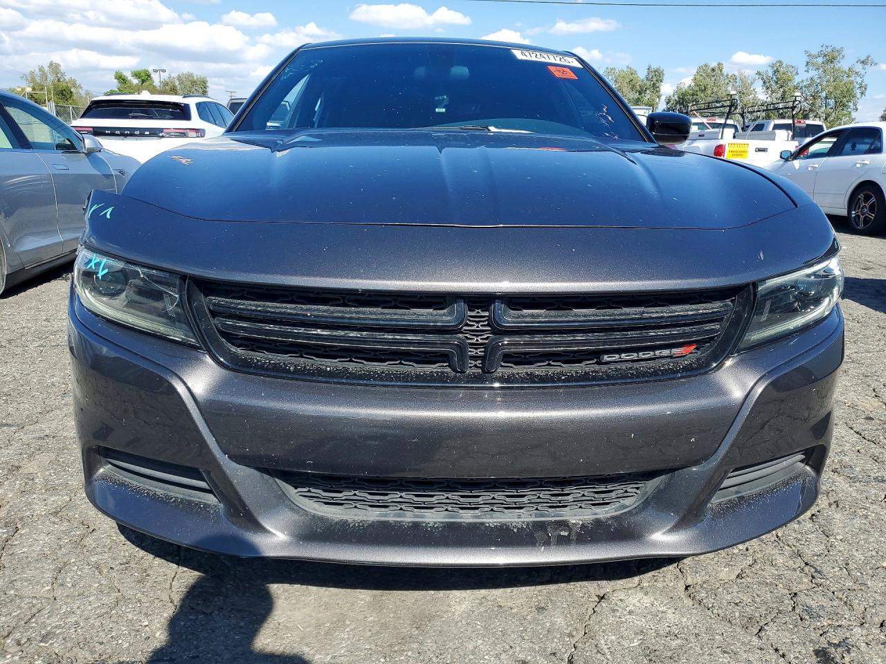 Dodge Charger Sxt