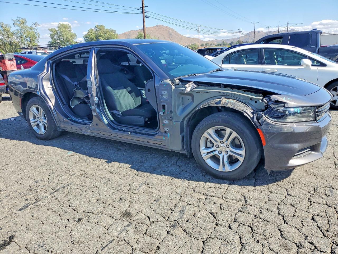 Dodge Charger Sxt