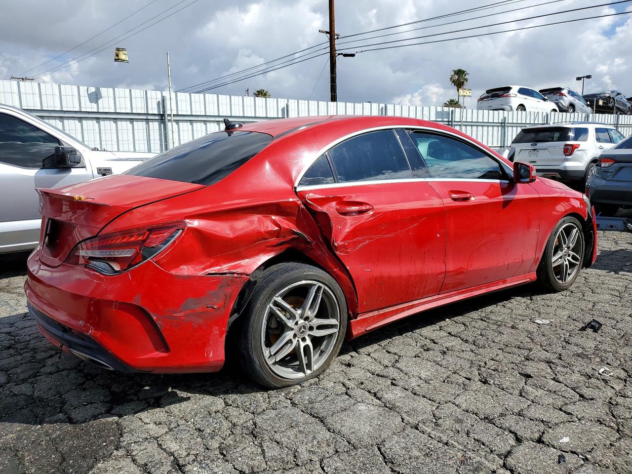 Mercedes-Benz Cla-class 250