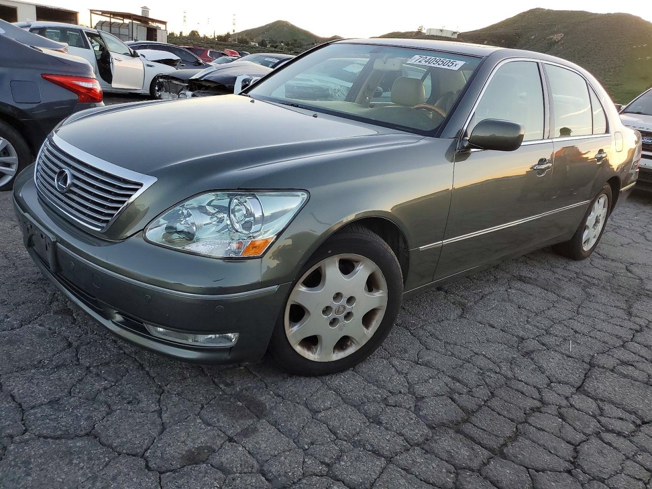 Salvage Lexus LS Image