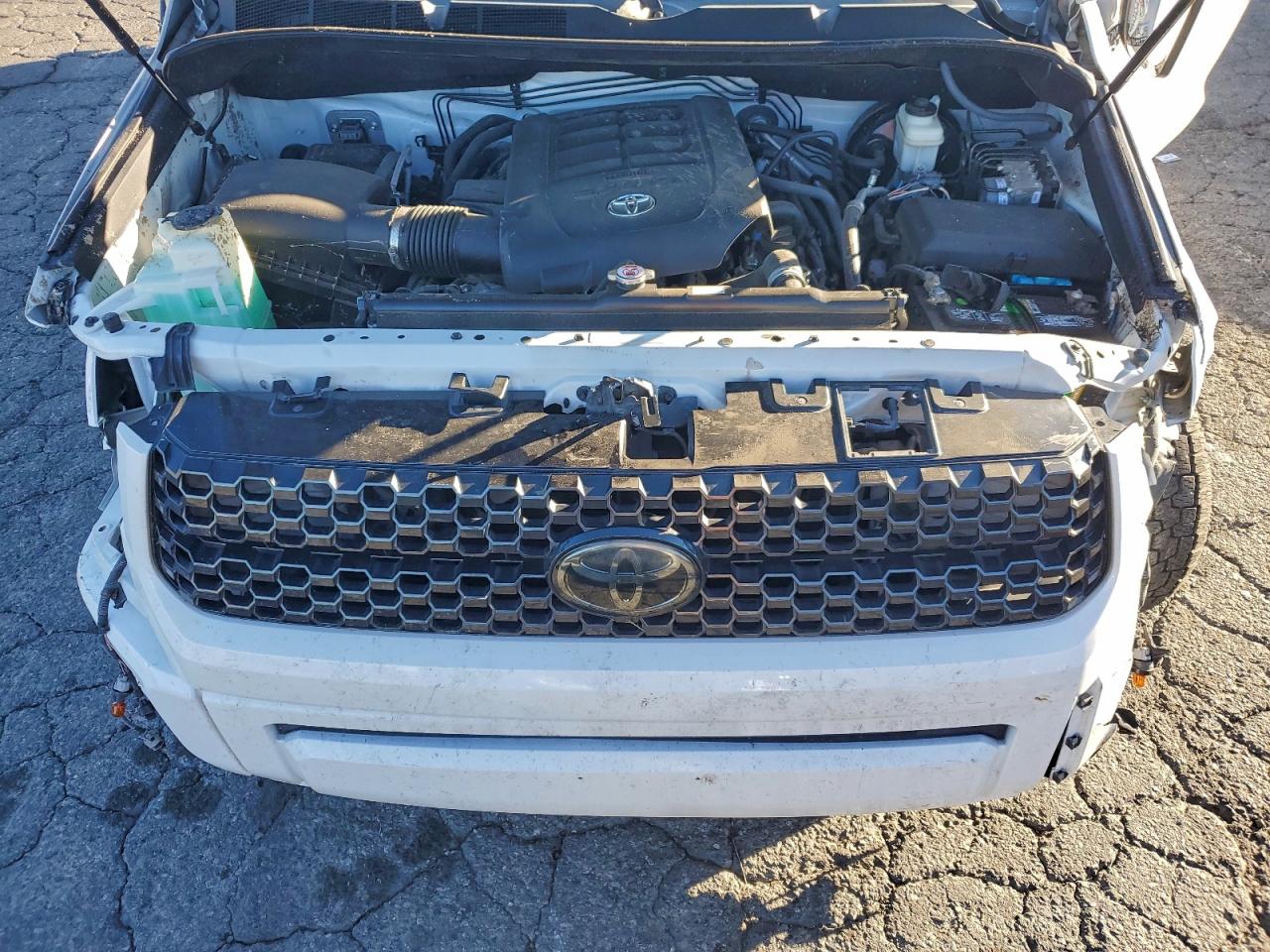 Toyota Tundra Crewmax 1794