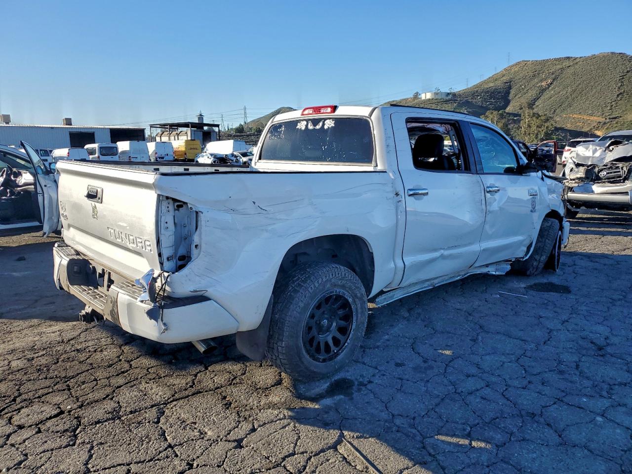 Toyota Tundra Crewmax 1794
