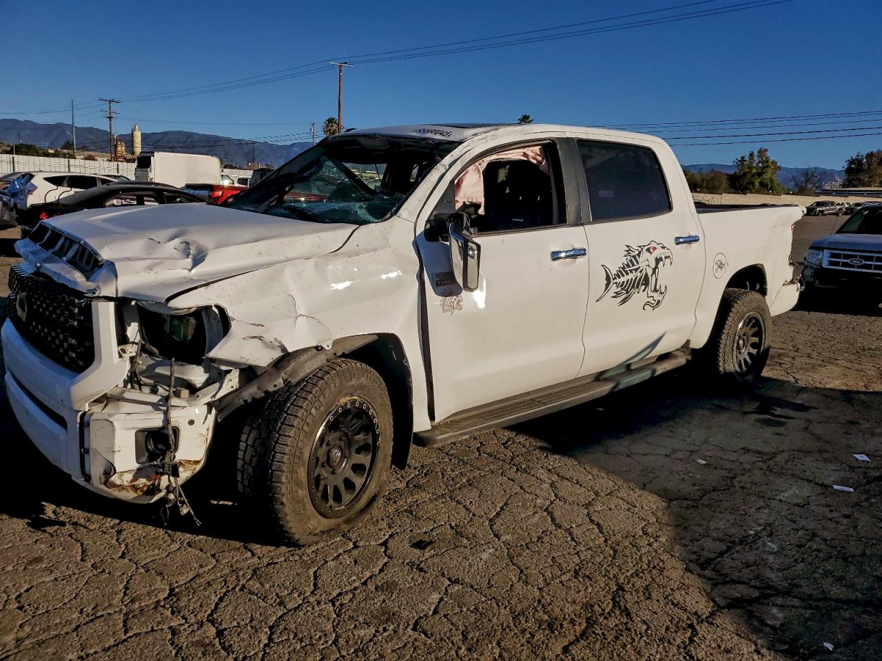 Salvage Toyota Tundra Image