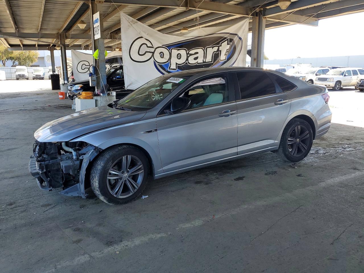 Salvage Volkswagen Jetta Image