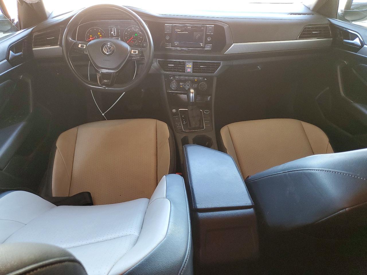 Volkswagen Jetta S