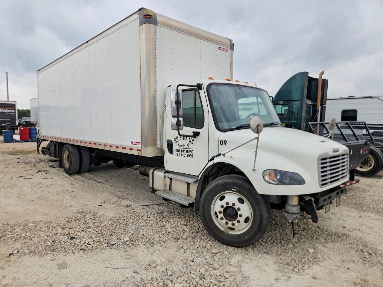 Freightliner M2