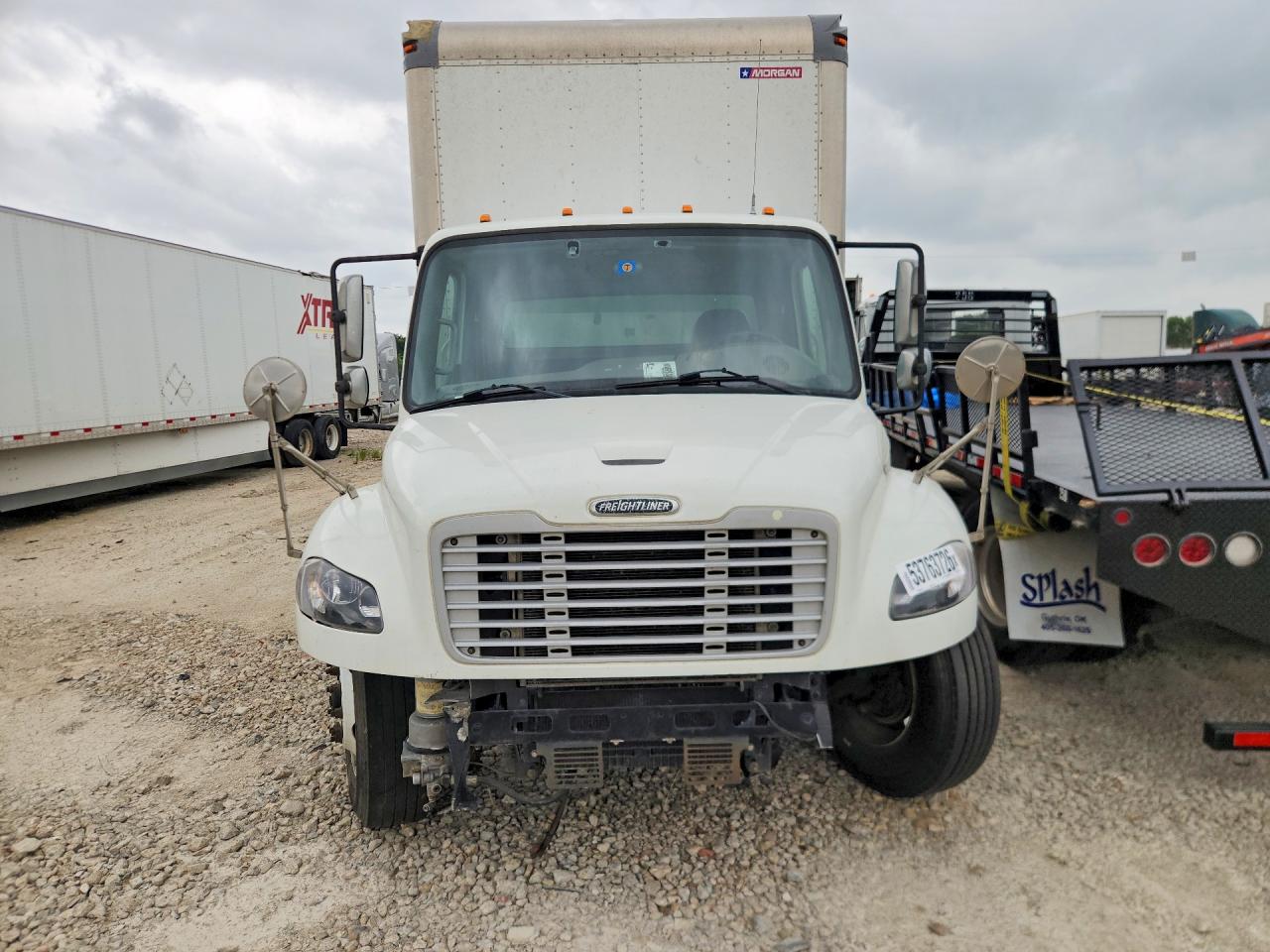 Freightliner M2