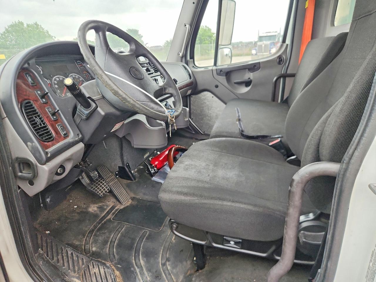 Freightliner M2