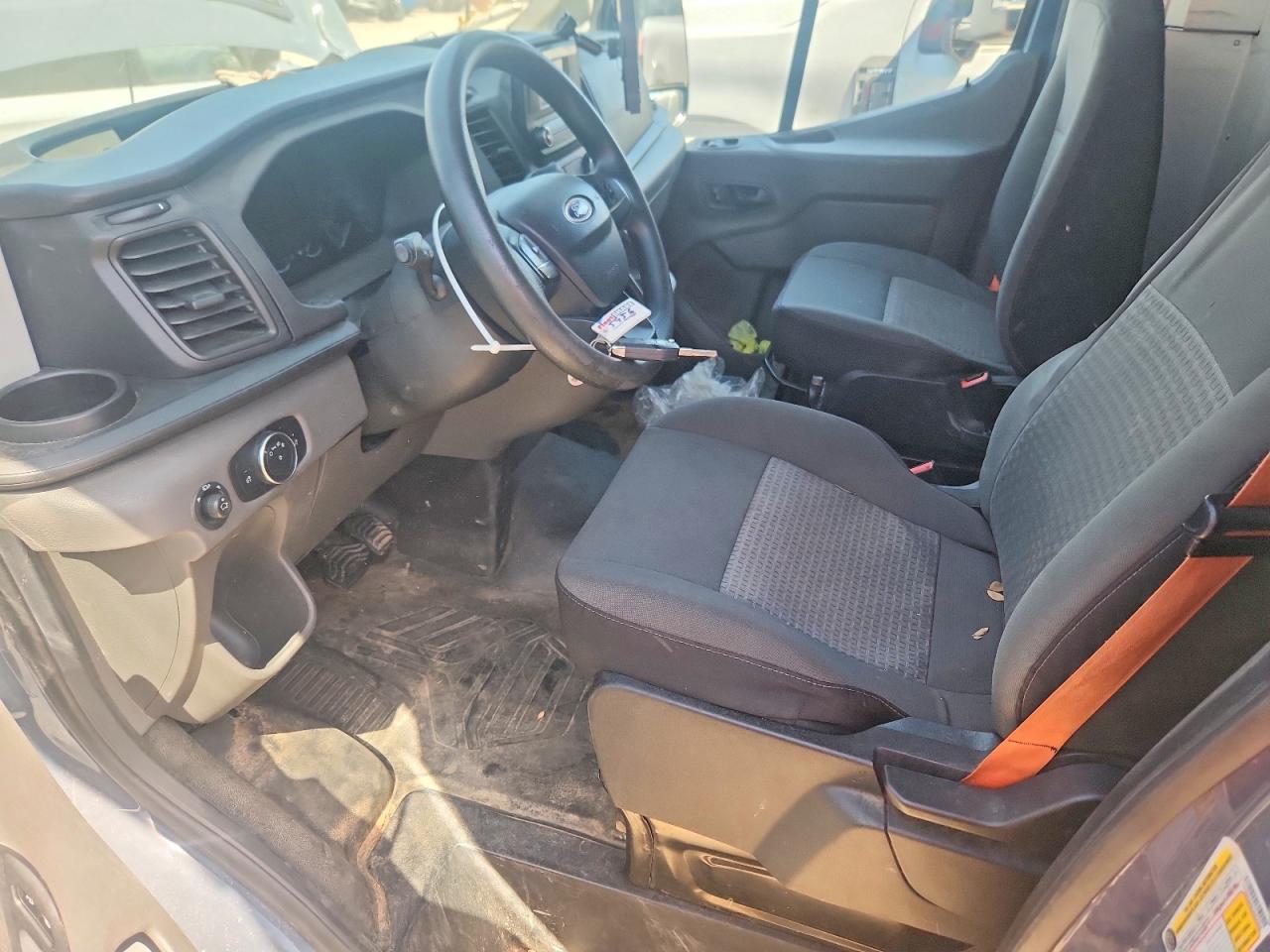 Ford Transit T-250