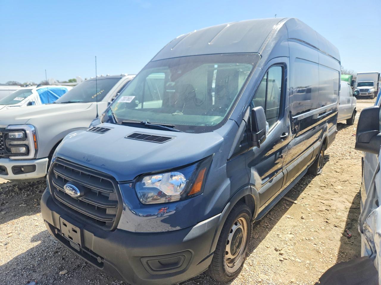 Salvage Ford Transit Image