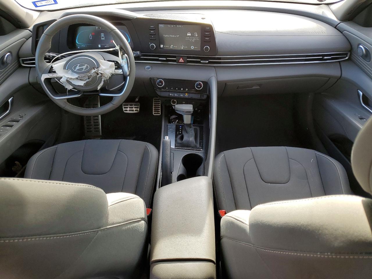 Hyundai ELANTRA Sel Sport