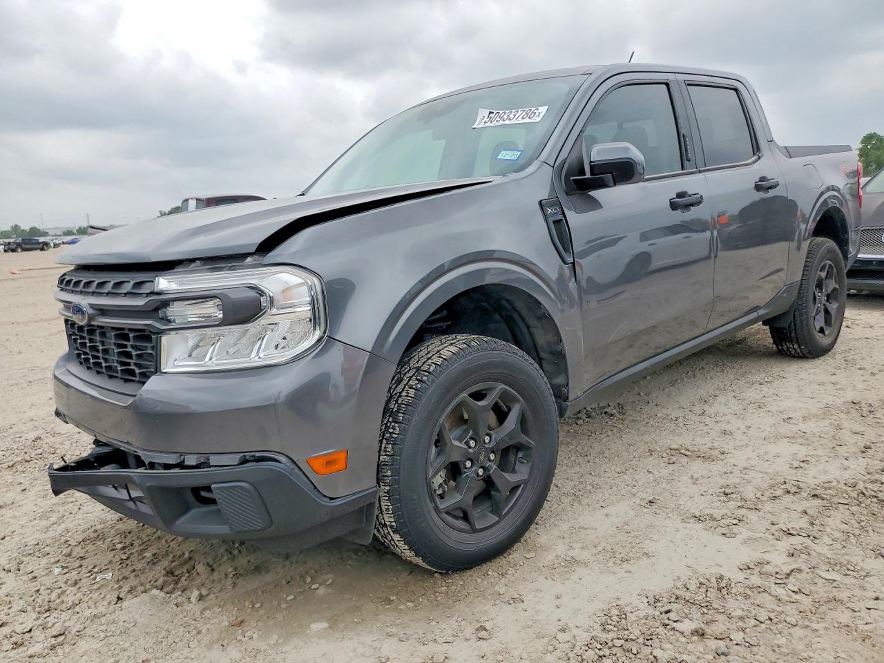 Salvage Ford Maverick Image