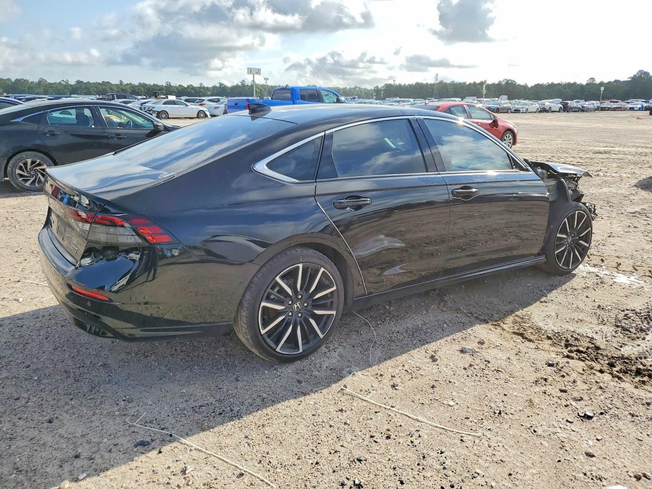 Honda Accord Touring Hybrid