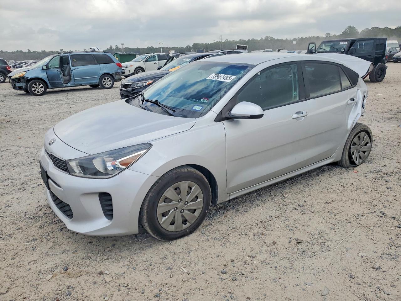 Salvage Kia Rio Image