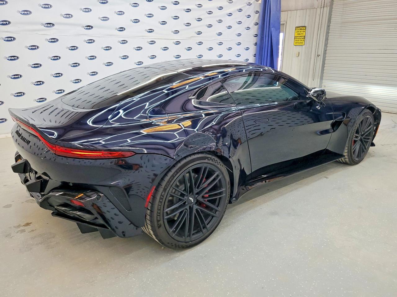 Aston Martin Vantage