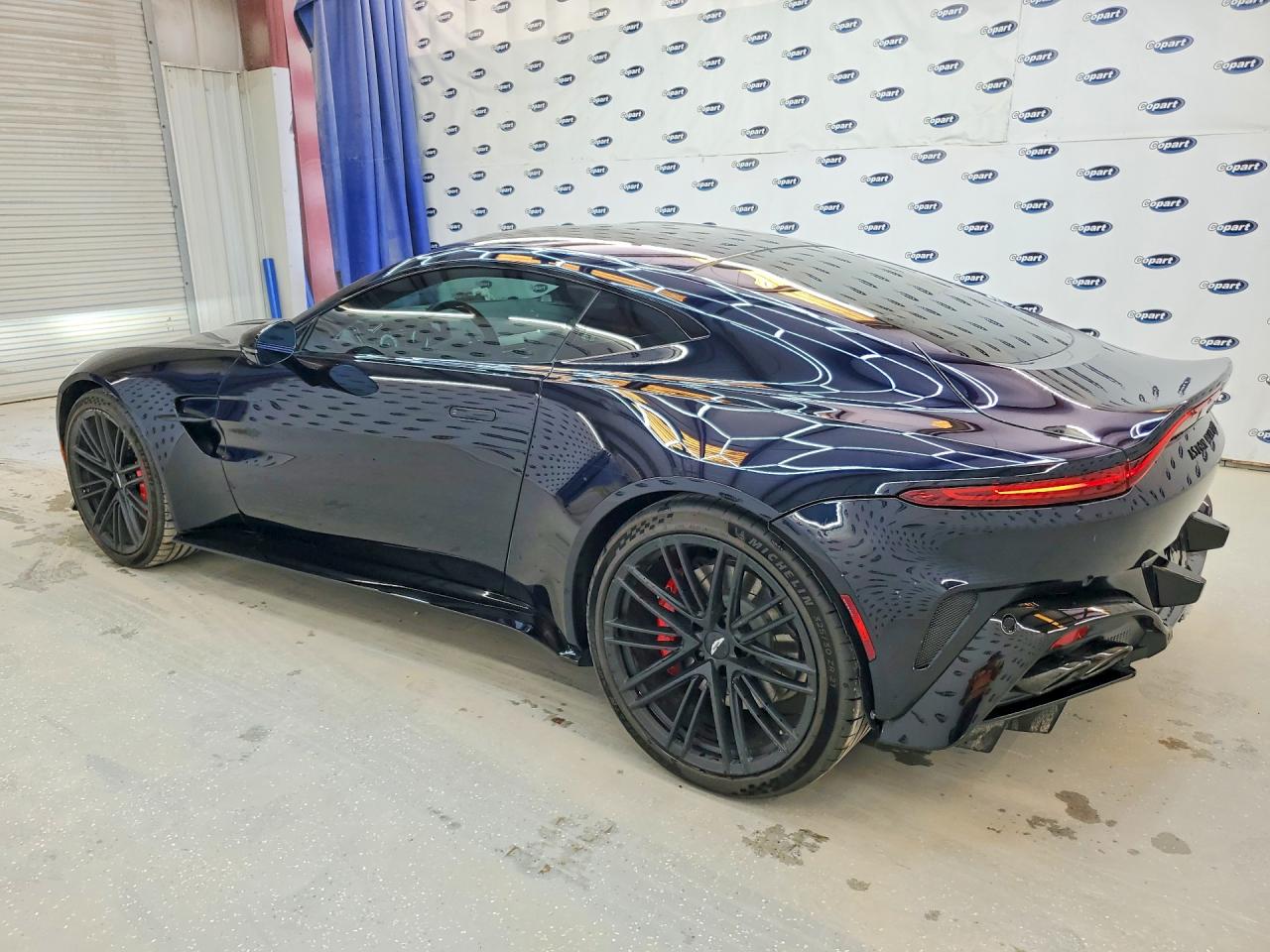 Aston Martin Vantage