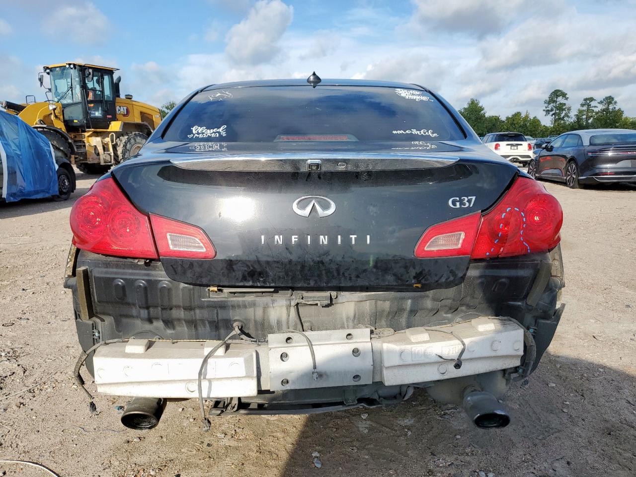 INFINITI G37 Base