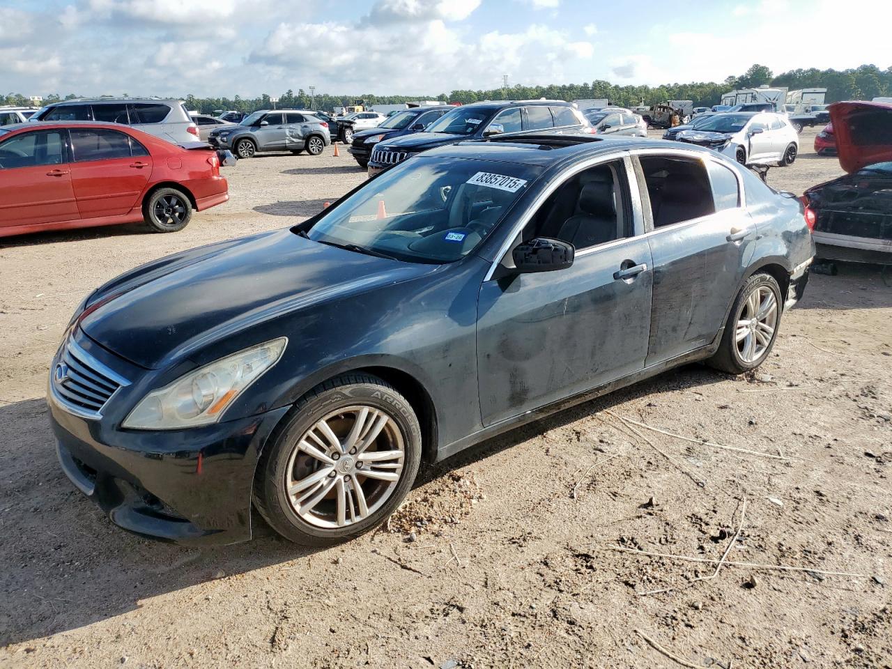 Salvage INFINITI G37 Image
