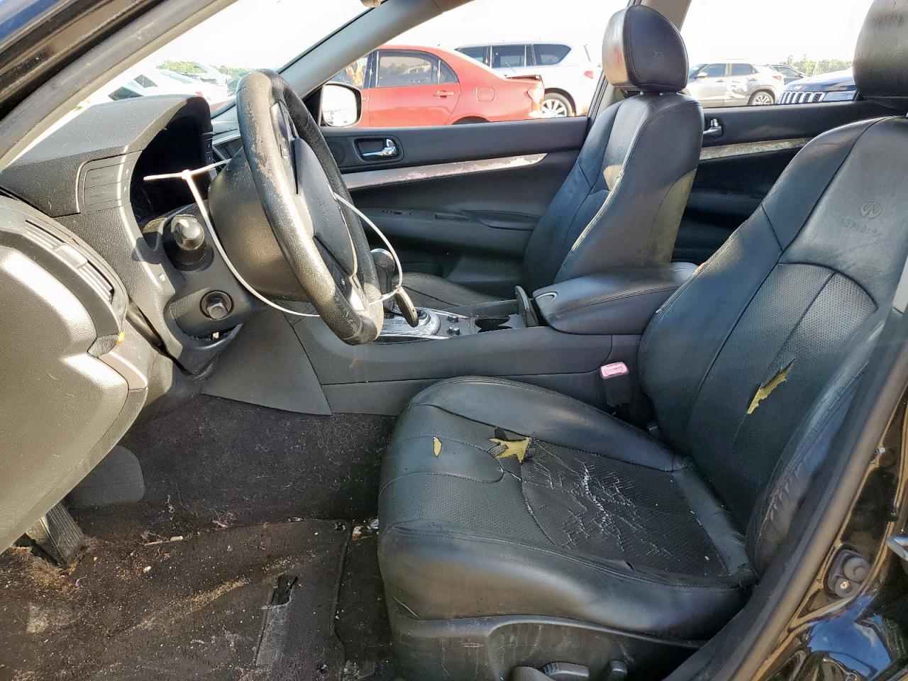 INFINITI G37 Base