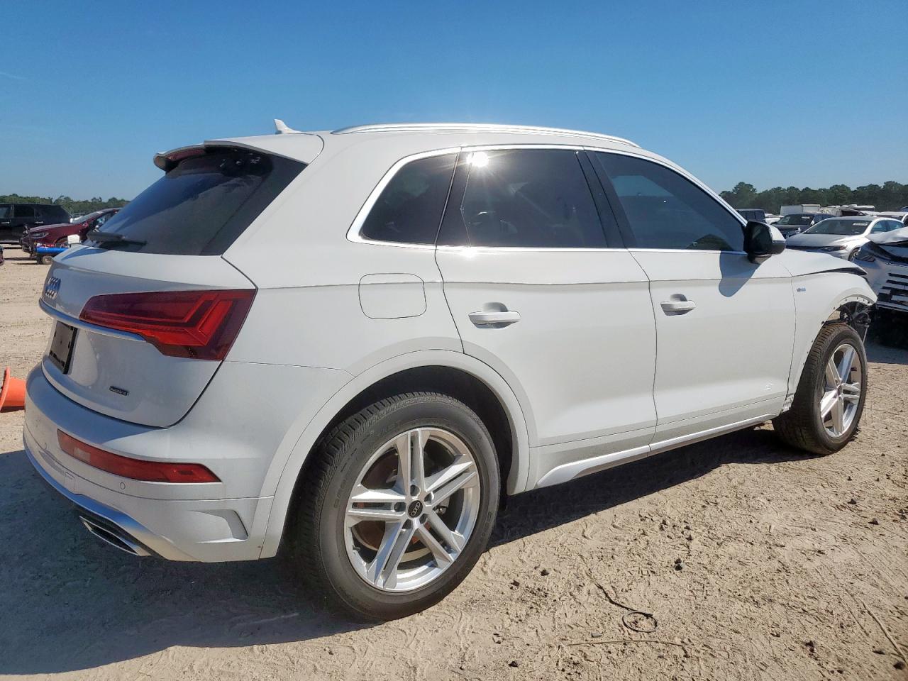 Audi Q5 Premium Plus 55