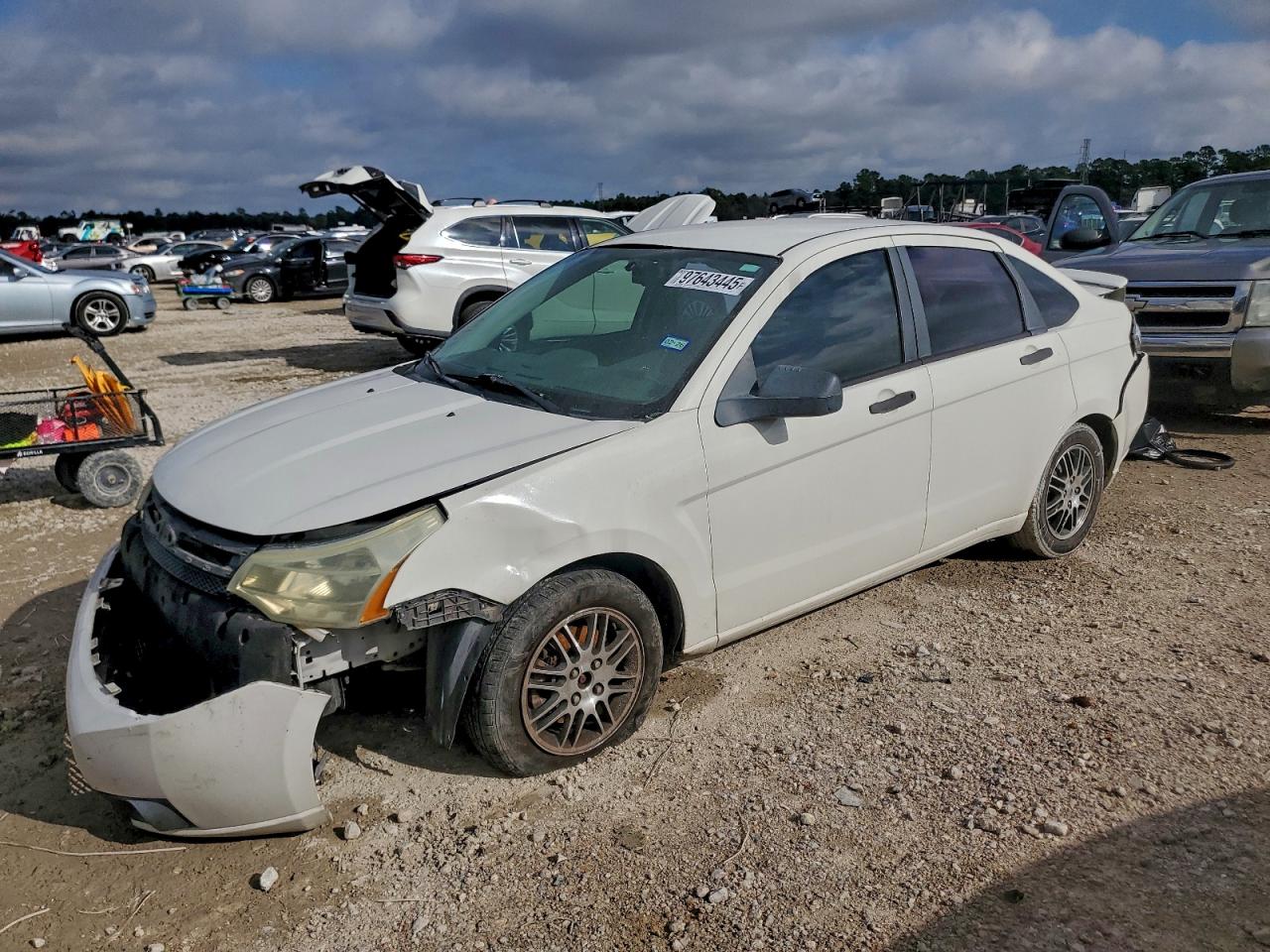 Salvage Ford Focus Image