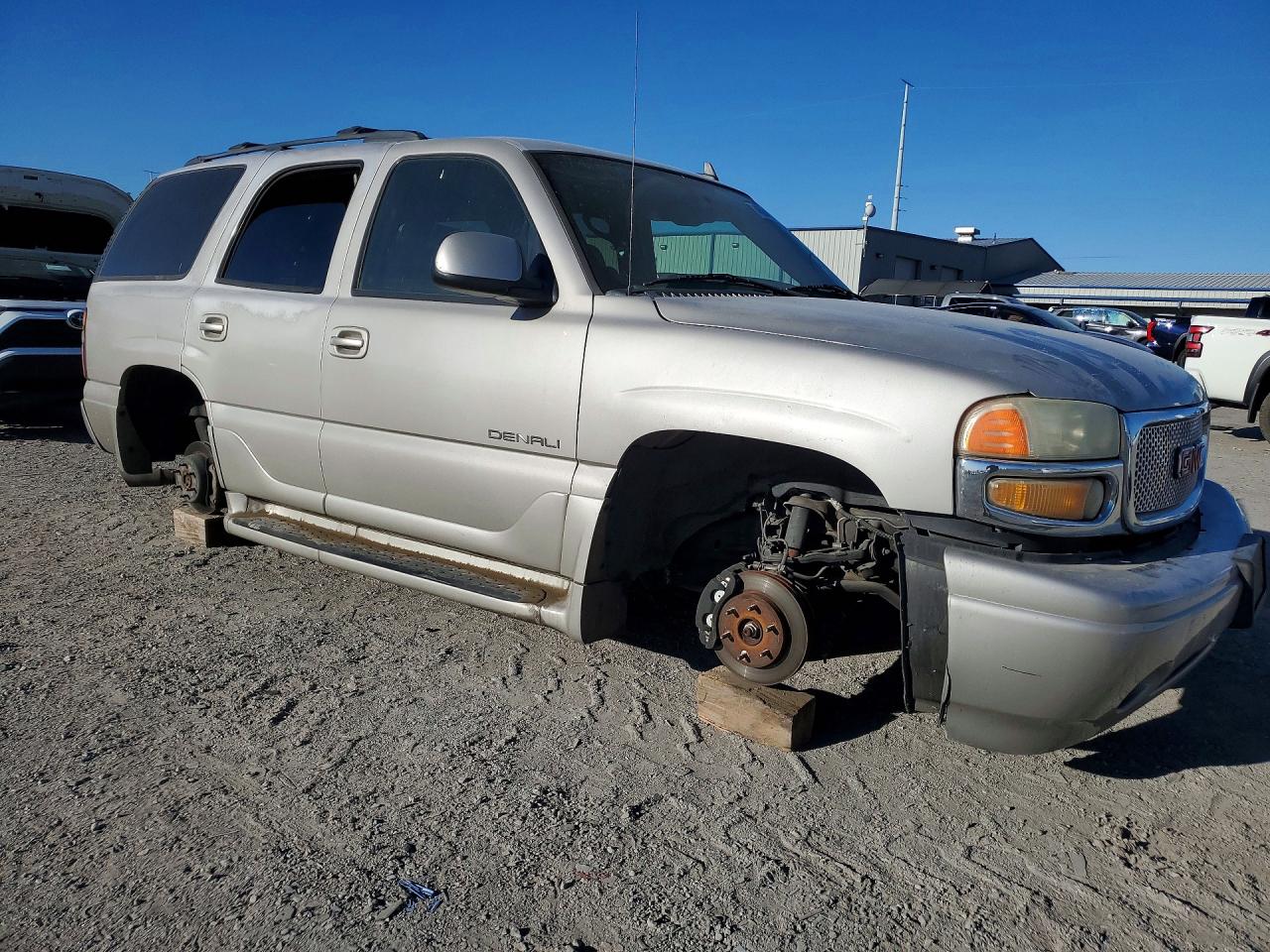 GMC Yukon Denali