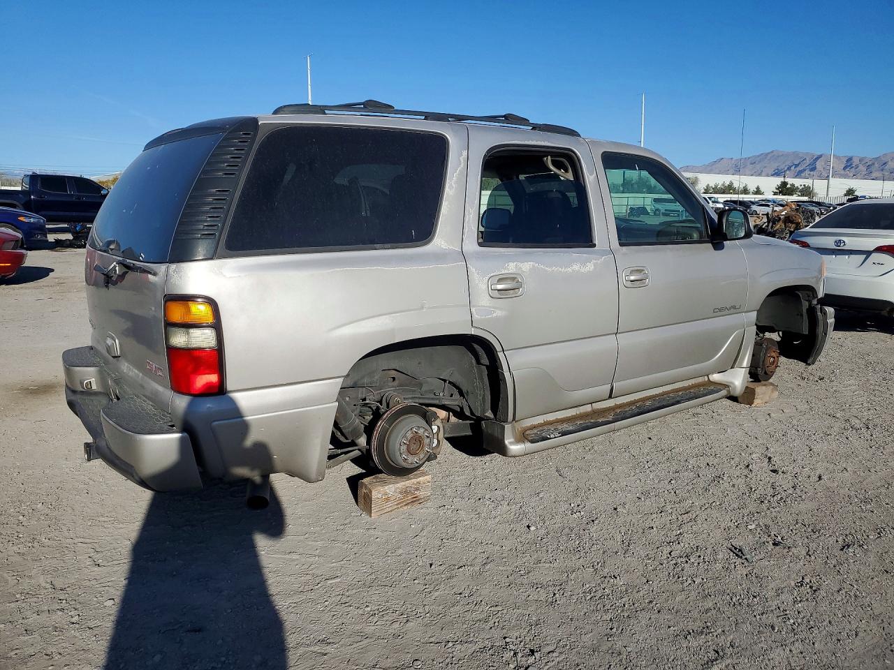 GMC Yukon Denali