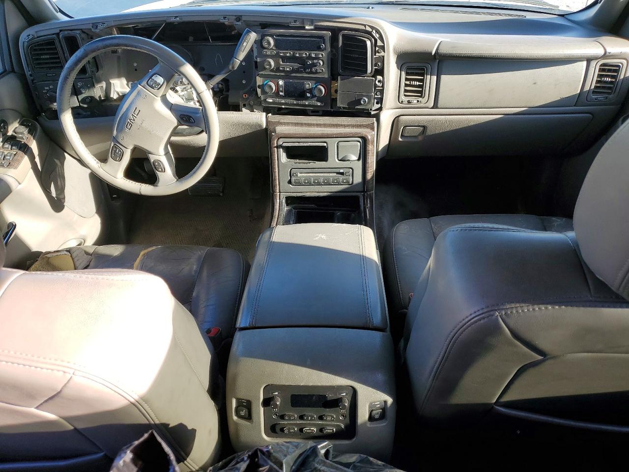 GMC Yukon Denali