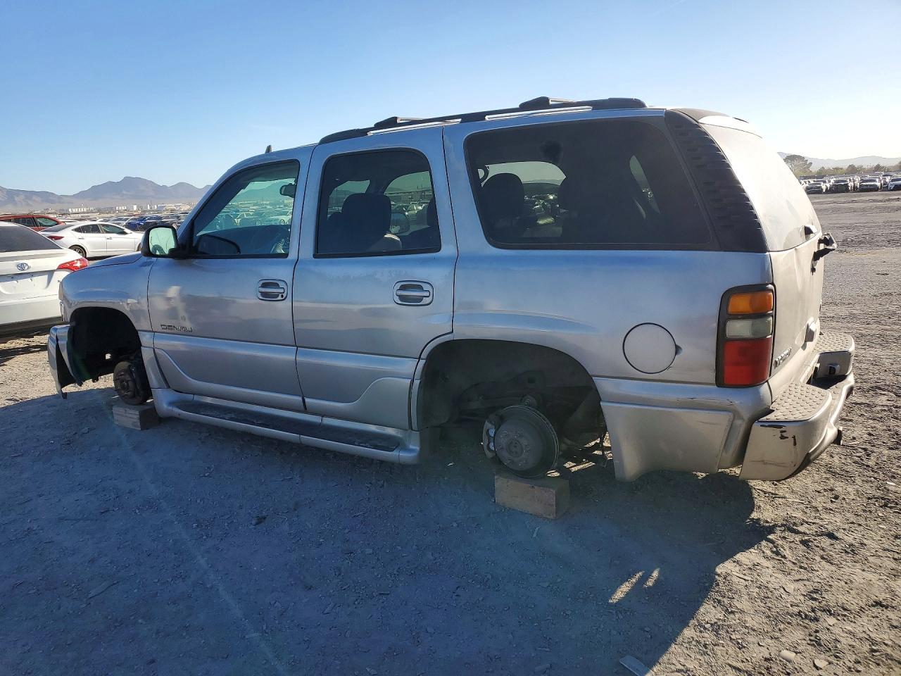 GMC Yukon Denali