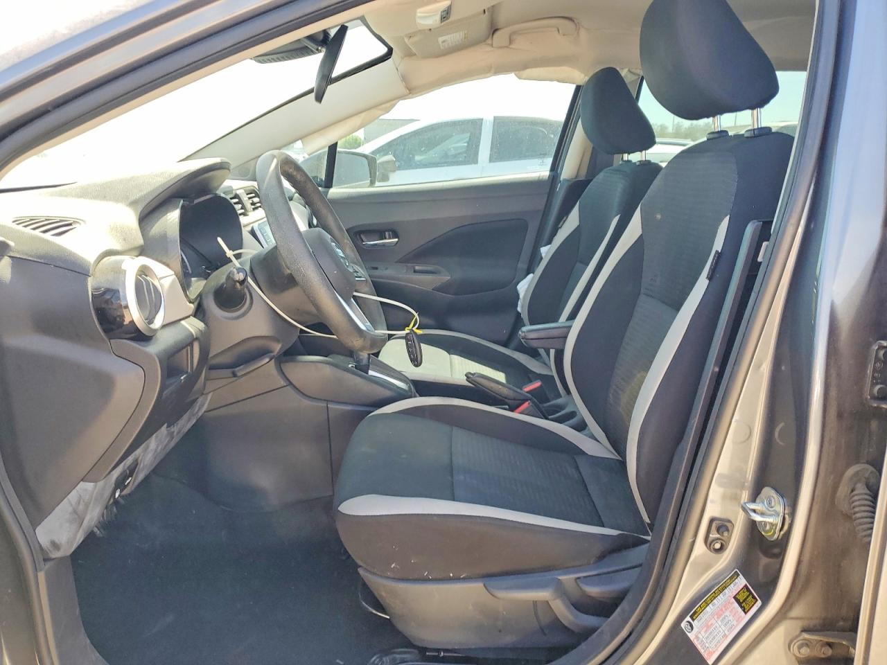 Nissan Versa Sv