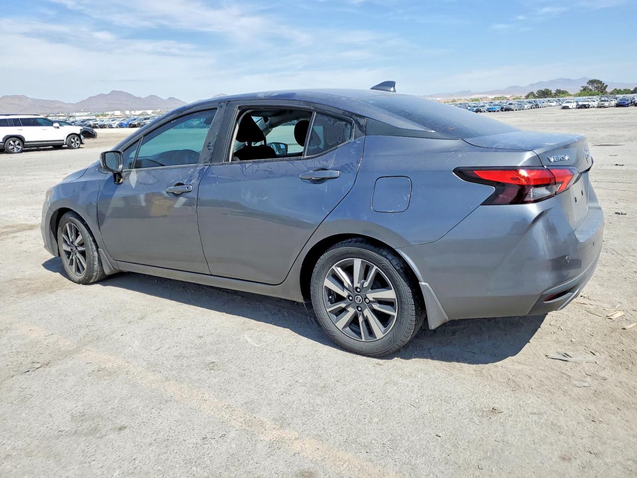 Nissan Versa Sv