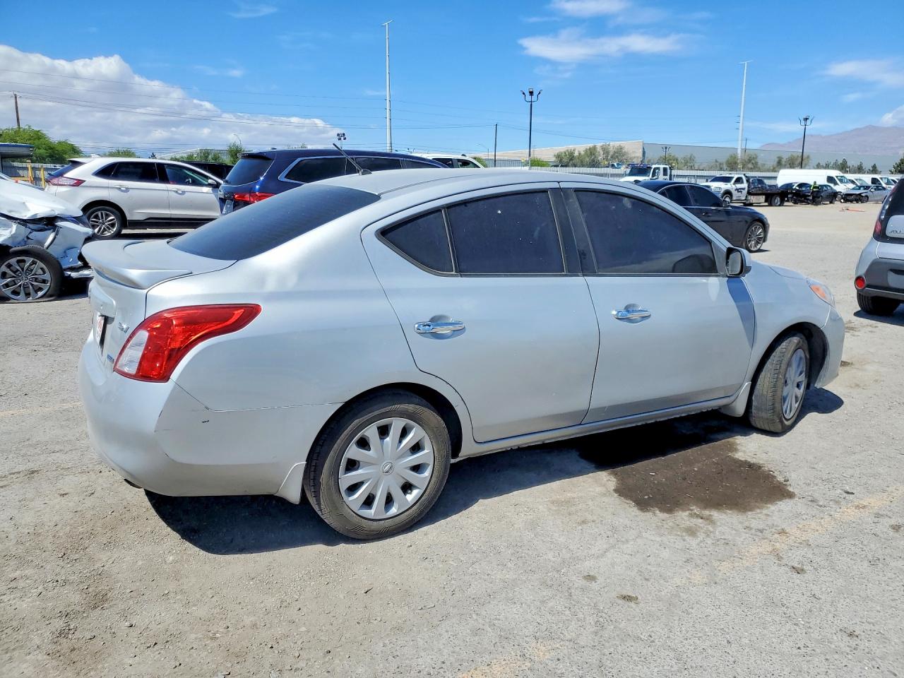 Nissan Versa