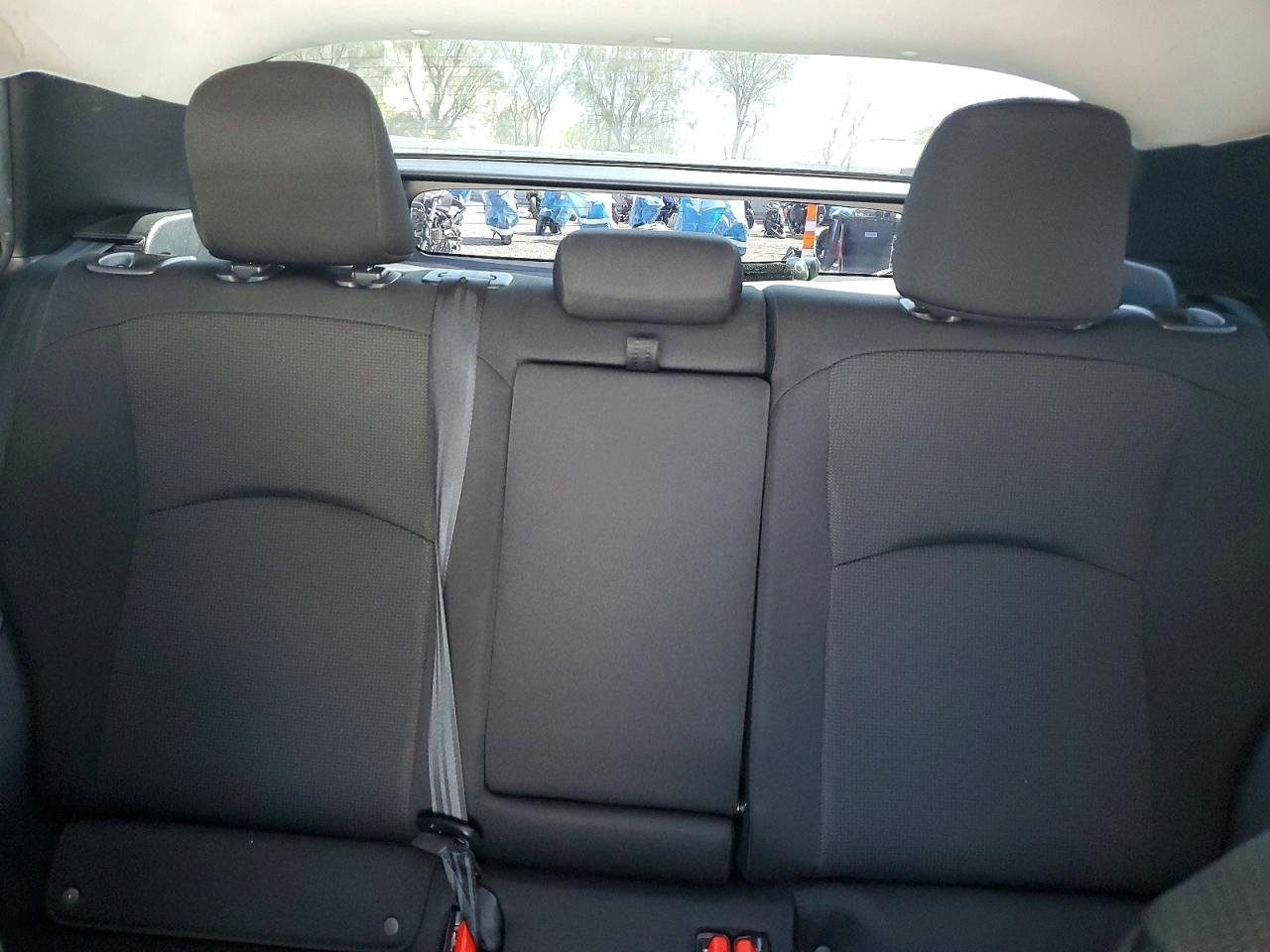 Toyota Prius L Eco